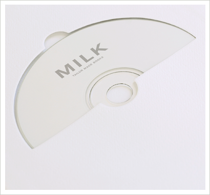 Disc for 8x8" square photo books